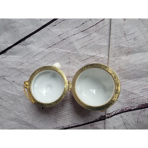 Mrs Clause Trinket Treasure Box Ornament Hard To Find Christmas Decor - Picture 6 of 7